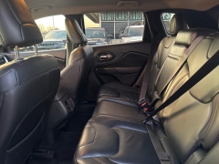 Used 2016  Jeep Cherokee 4d SUV 4WD Trailhawk V6 at City Wide Auto Credit near Toledo&comma; OH