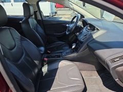 Used 2016  Ford Focus 4d Hatchback SE at City Wide Auto Credit near Toledo&comma; OH