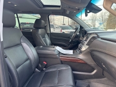 Used 2020  GMC Yukon 4d SUV 4WD SLT Standard Edition at City Wide Auto Credit near Toledo&comma; OH