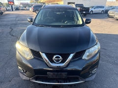 Used 2015  Nissan Rogue 4d SUV FWD SV at City Wide Auto Credit near Toledo&comma; OH