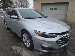 Used 2019  Chevrolet Malibu 4d Sedan LT at City Wide Auto Credit near Toledo&comma; OH