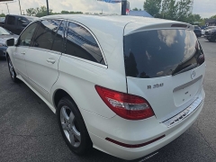 Used 2011  Mercedes-Benz R-Class 4d Wagon R350 4matic at City Wide Auto Credit near Toledo&comma; OH
