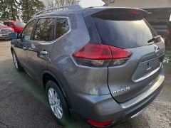 Used 2018  Nissan Rogue 4d SUV AWD SV at City Wide Auto Credit near Toledo&comma; OH