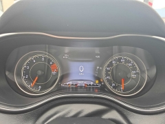 Used 2020  Jeep Cherokee 4d SUV FWD Limited 2&period;4L at City Wide Auto Credit near Toledo&comma; OH