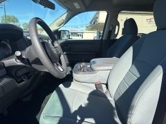 Used 2018  Ram 1500 4WD Crew Cab Express at City Wide Auto Credit near Toledo, OH