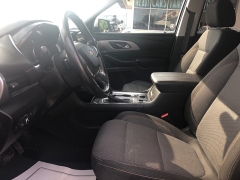 Used 2019  Chevrolet Traverse 4d SUV AWD LT Cloth w/1LT at City Wide Auto Credit near Toledo, OH