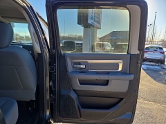 Used 2016  Ram 1500 4WD Crew Cab Big Horn at City Wide Auto Credit near Toledo&comma; OH