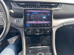 Used 2021  Jeep Grand Cherokee L Limited 4x4 at City Wide Auto Credit near Toledo&comma; OH