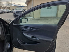 Used 2017  Chevrolet Malibu 4d Sedan LT at City Wide Auto Credit near Toledo&comma; OH