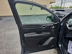 Used 2020  GMC Acadia 4d SUV AWD SLT I4 at City Wide Auto Credit near Toledo&comma; OH