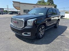 Used 2018  GMC Yukon 4d SUV 4WD Denali at City Wide Auto Credit near Toledo&comma; OH