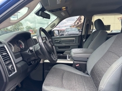 Used 2014  Ram 1500 2WD Crew Cab SLT at City Wide Auto Credit near Toledo, OH