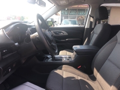 Used 2021  Chevrolet Traverse AWD 4dr LS w/1FL at City Wide Auto Credit near Toledo, OH