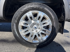 Used 2014  Ford F-150 4WD Supercrew Platinum 5 1/2 at City Wide Auto Credit near Toledo, OH