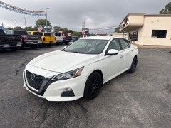 Used 2020  Nissan Altima 4d Sedan AWD 2&period;5L S at City Wide Auto Credit near Toledo&comma; OH