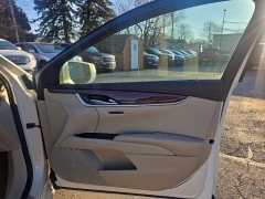 Used 2015  Cadillac XTS 4d Sedan Premium at City Wide Auto Credit near Toledo&comma; OH