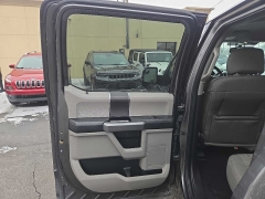 Used 2016  Ford F-150 4WD SuperCrew XLT 5 1&sol;2 at City Wide Auto Credit near Toledo&comma; OH