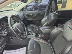 Used 2020  Jeep Cherokee 4d SUV 4WD Trailhawk 2&period;0L Turbo at City Wide Auto Credit near Toledo&comma; OH