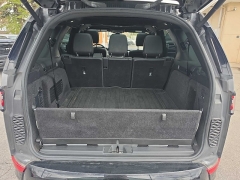 Used 2020  Land Rover Discovery 4d SUV Landmark Edition at City Wide Auto Credit near Toledo&comma; OH