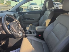 Used 2021  Kia Sportage EX FWD at City Wide Auto Credit near Toledo&comma; OH