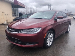 Used 2015  Chrysler 200 4d Sedan Limited I4 at City Wide Auto Credit near Toledo, OH