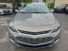 Used 2018  Chevrolet Malibu 4d Sedan LT at City Wide Auto Credit near Toledo&comma; OH