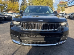 Used 2022  Jeep Grand Cherokee L Limited 4x4 at City Wide Auto Credit near Toledo, OH