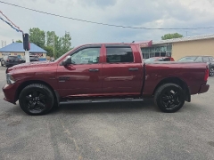 Used 2019  Ram 1500 Classic 4WD Crew Cab Express at City Wide Auto Credit near Toledo&comma; OH