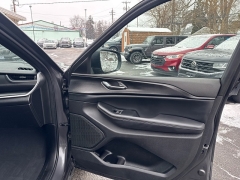 Used 2024  Jeep Grand Cherokee Laredo 4x4 at City Wide Auto Credit near Toledo&comma; OH