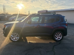 Used 2018  Jeep Renegade 4d SUV 4WD Latitude at City Wide Auto Credit near Toledo&comma; OH