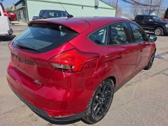 Used 2016  Ford Focus 4d Hatchback SE at City Wide Auto Credit near Toledo&comma; OH