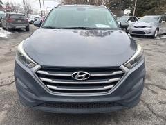 Used 2017  Hyundai Tucson 4d SUV AWD SE Plus at City Wide Auto Credit near Toledo&comma; OH