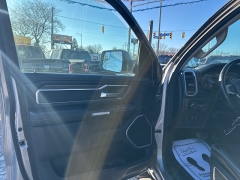 Used 2020  Ram 1500 4WD Crew Cab Laramie at City Wide Auto Credit near Toledo&comma; OH