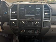 Used 2017  Ford Super Duty F-250 4WD Crew Cab XLT Longbed at City Wide Auto Credit near Toledo&comma; OH