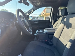 Used 2020  Chevrolet Silverado 1500 4WD Double Cab LT at City Wide Auto Credit near Toledo, OH