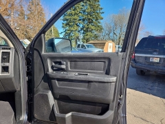 Used 2018  Ram 1500 2WD Crew Cab Express at City Wide Auto Credit near Toledo&comma; OH