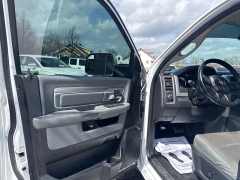 Used 2018  Ram 1500 4WD Crew Cab Big Horn Longbed at City Wide Auto Credit near Toledo&comma; OH