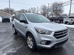 Used 2019  Ford Escape 4d SUV FWD SE at City Wide Auto Credit near Toledo&comma; OH