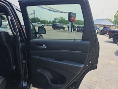 Used 2020  Jeep Grand Cherokee 4d SUV 4WD Overland V6 at City Wide Auto Credit near Toledo&comma; OH