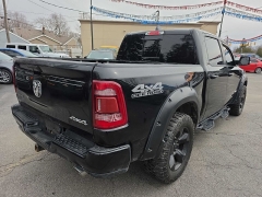 Used 2020  Ram 1500 4WD Crew Cab Big Horn at City Wide Auto Credit near Toledo&comma; OH