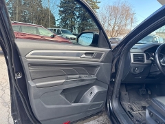 Used 2020  Volkswagen Atlas Cross Sport 3&period;6L V6 SEL 4MOTION at City Wide Auto Credit near Toledo&comma; OH