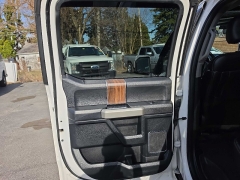 Used 2016  Ford F-150 4WD SuperCrew Lariat 6 1&sol;2 at City Wide Auto Credit near Toledo&comma; OH