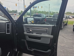 Used 2019  Ram 1500 Classic 4WD Crew Cab SLT at City Wide Auto Credit near Toledo&comma; OH
