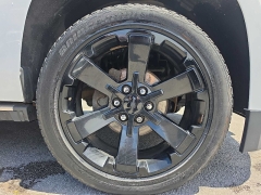 Used 2019  Chevrolet Tahoe 4d SUV 4WD Premier at City Wide Auto Credit near Toledo&comma; OH