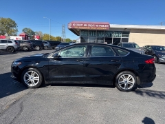 Used 2018  Ford Fusion 4d Sedan SE 2.5L at City Wide Auto Credit near Toledo, OH