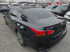 Used 2019  Nissan Altima 4d Sedan AWD 2&period;5L SV at City Wide Auto Credit near Toledo&comma; OH
