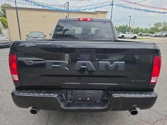 Used 2019  Ram 1500 Classic 4WD Crew Cab Express at City Wide Auto Credit near Toledo&comma; OH