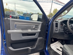 Used 2015  Ram 1500 4WD Crew Cab SLT at City Wide Auto Credit near Toledo, OH