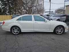 Used 2013  Mercedes-Benz S-Class 4d Sedan S550 4matic at City Wide Auto Credit near Toledo&comma; OH