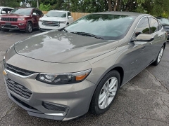 Used 2018  Chevrolet Malibu 4d Sedan LT at City Wide Auto Credit near Toledo&comma; OH